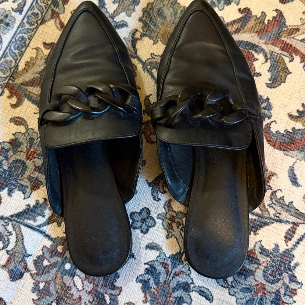 Target Mules - Picture 3 of 4